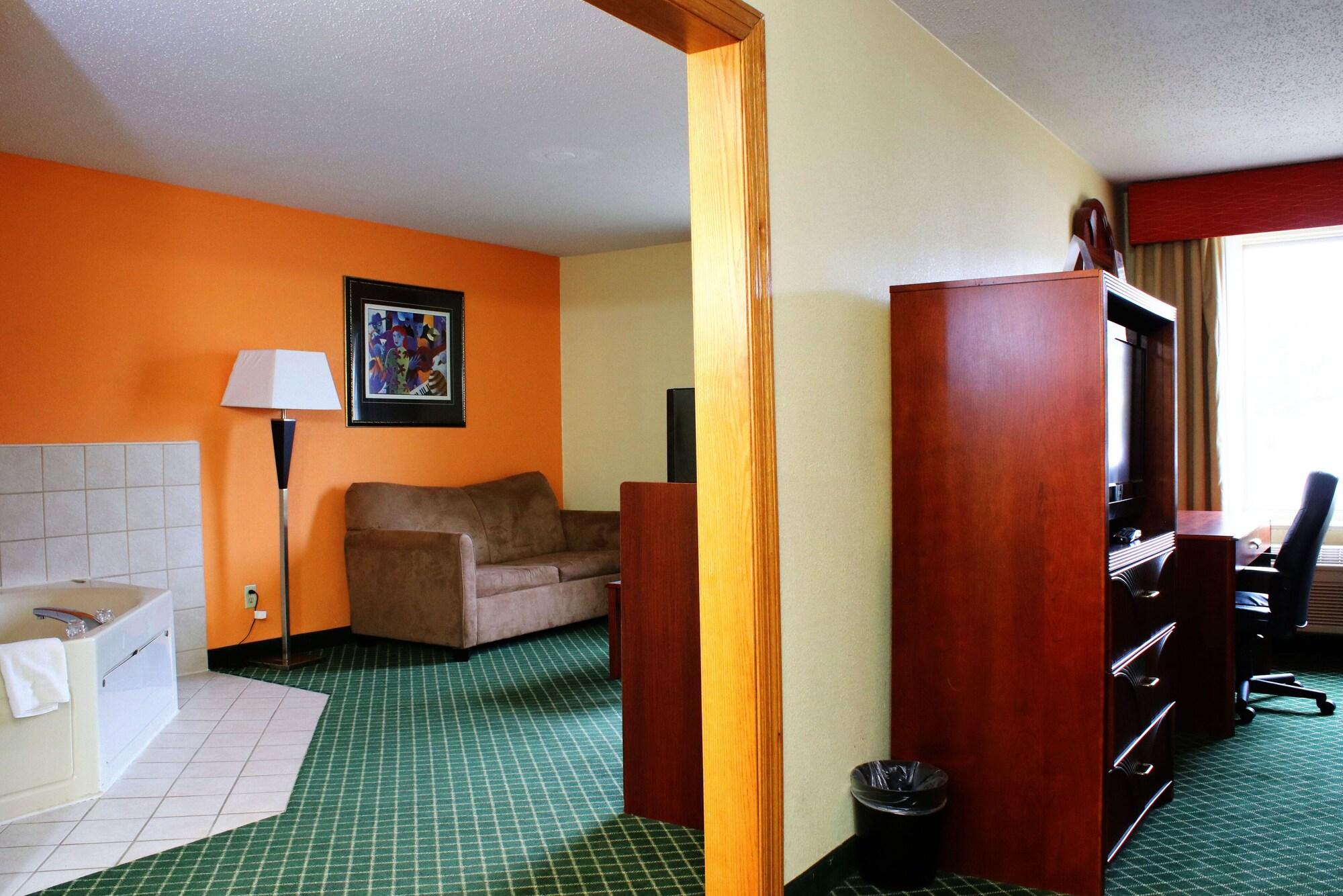 Days Inn & Suites By Wyndham Bloomington/Normal Il Exteriör bild